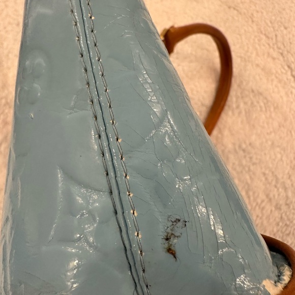 Patent leather blue vintage Louis Vuitton shoulder bag. Authentic - Picture 10 of 16